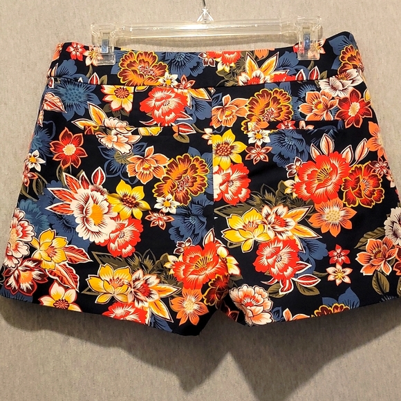 Wms LOFT shorts (6) - Picture 4 of 4